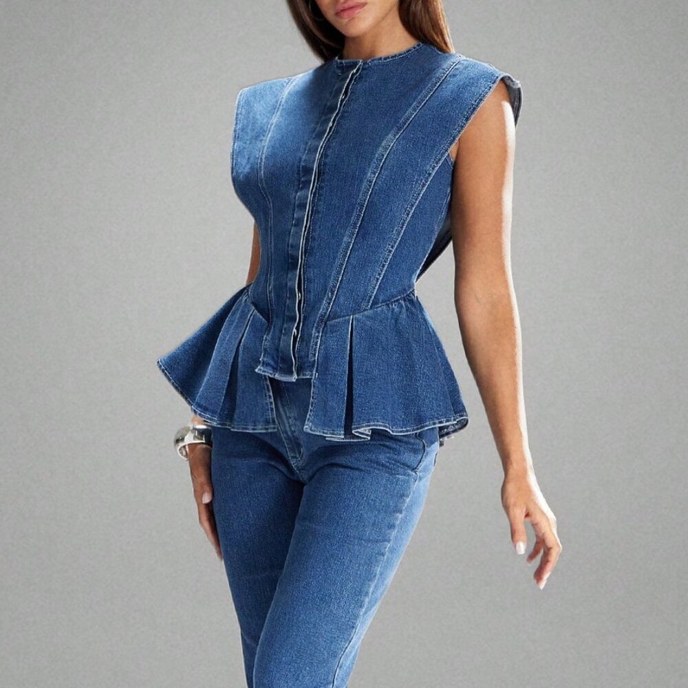 Medium Wash Casual Women's Round Neck Sleeveless Button Down Denim Tank Top - Picture 3 of 5